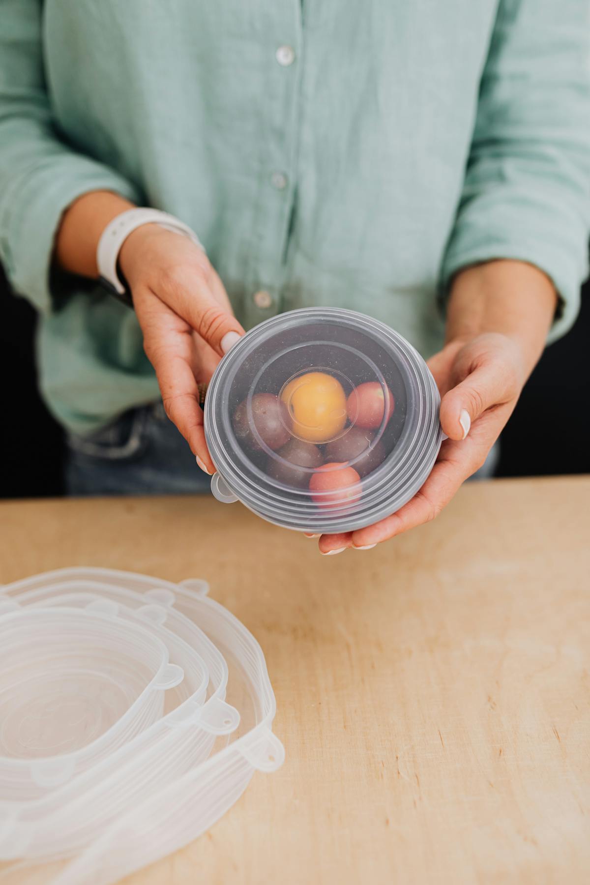 Reusable silicone stretch lids set covering bowls